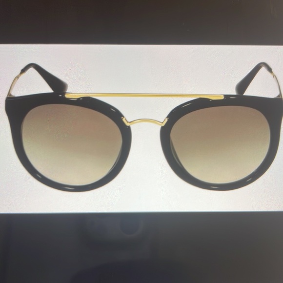 Prada Sunglasses - Picture 4 of 6